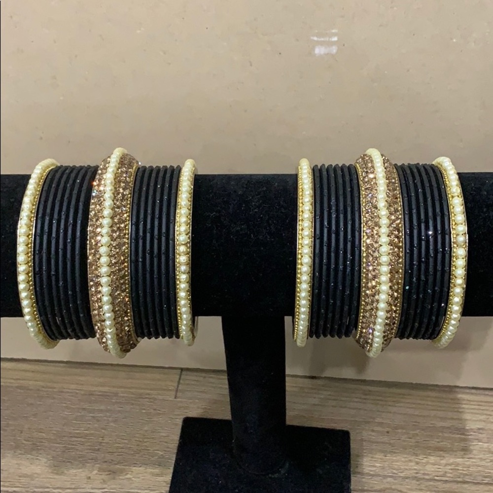 black bangles - Picture 3 of 4
